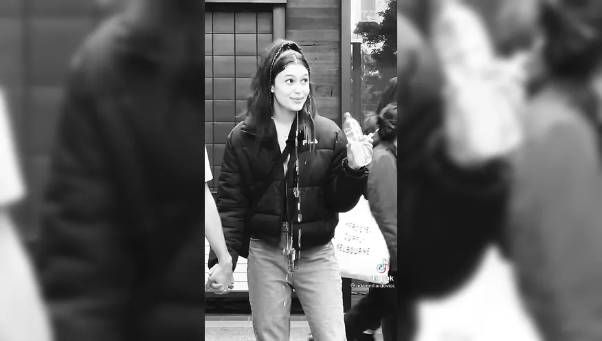 I can touch your belly button the special way