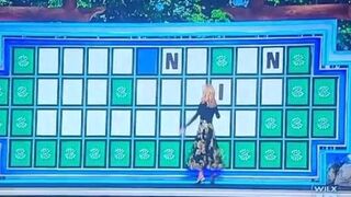 No way he tried this on Wheel of Fortune
