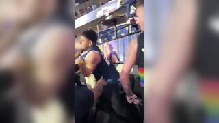 Suns fan takes on two Nuggets fans in most chill way possible