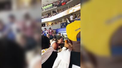 Suns fan takes on two Nuggets fans in most chill way possible