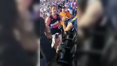 Suns fan takes on two Nuggets fans in most chill way possible