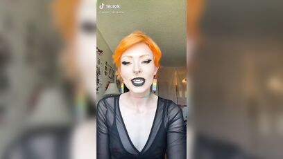 Woman with hair like Fanta has message for you