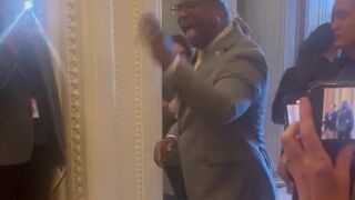 Oh look, two high paid Govt Reps screaming at each other