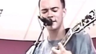 Old school video of Dave Matthews Band before becoming famous
