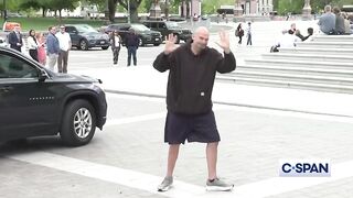 Looks like a 'bum who skips leg day:' Fetterman mocked in return to Senate after two months away