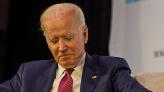 Biden jokes about mishandling classified documents