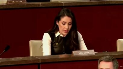 Rep. Anna Paulina Luna refers CRIMINAL FRAUDSTERS to CECOT