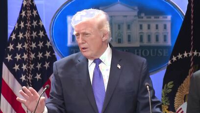 Trump torches reporter over Clueless Hakeem Jeffries