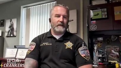 @Chicago1Ray ???????? - ???? Sheriff Lyle Burton got a letter from Keith Ellison, telling him not to cooperate with ICE .... he ignored it Anything we can do to make