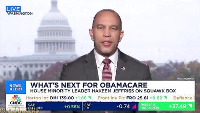 CNBC’s Becky Quick rolls eyes at Hakeem Jeffries for deflecting on questions