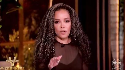 The View’s Sunny Hostin turns on Chuck Schumer, demands he step down