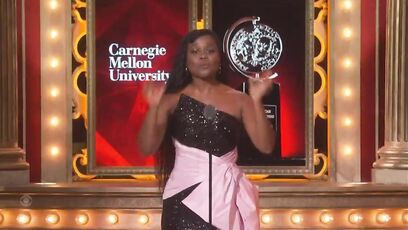 Actress refers to GOP Gov as 'current grand wizard' at awards show