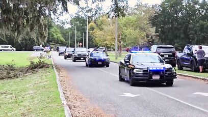 Floridians chant "F*ck Joe Biden" as his entourage drives by