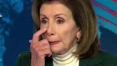 CNN host questions Nancy Pelosi on 'Russian plants'