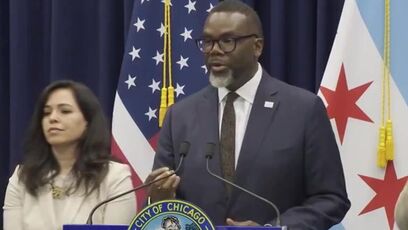 Chicago Mayor spent $32,000+ on hair, makeup