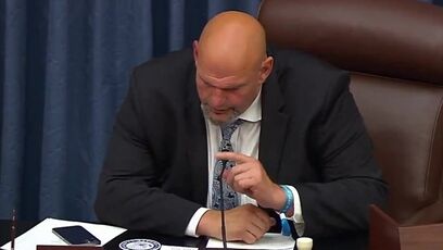 Fetterman reads 'bang gavel' by accident, laughs it off