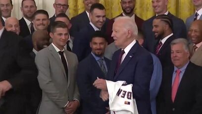 "Alright, what am I doing now?" - Biden had no idea