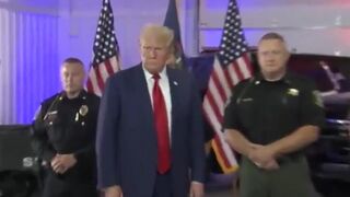 Trump gets last laugh on reporter's 'gotcha' question