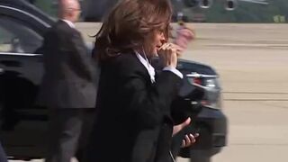 Kamala spotted with headphones in, speculations arise