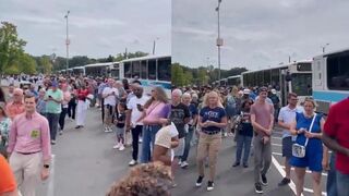 Video shows lots of busses at Kamala Harris event