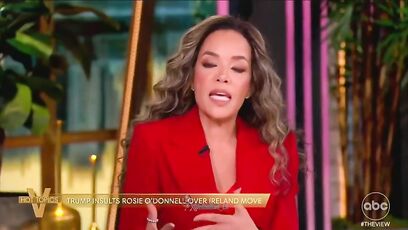 Sunny Hostin says Trump "probably suffers from that imposter syndrome"
