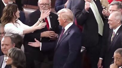 Nancy Mace shares moment with Trump after speech