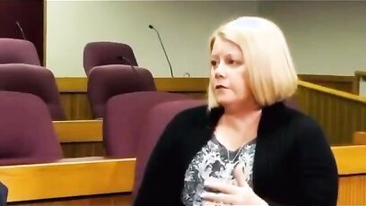 Elon Musk accuses Democrats of a "deliberate strategy" to turn illegal immigrants into voters