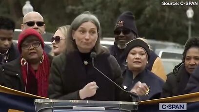 Rep. Maxine Dexter says they Democrats have to "f*ck Trump"