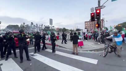 Anti-deportation protest turns violent in LA
