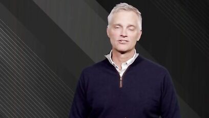 American Airlines CEO Robert Isom issued statement after helicopter/plane crash in D.C.