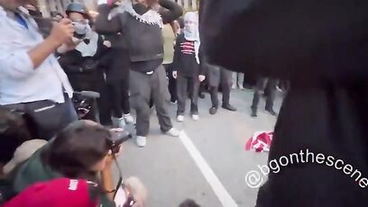 Trump paves way to deport foreign students who support terror groups