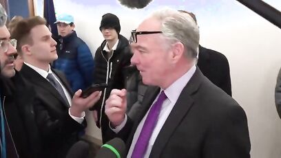 Tim Kaine is mad Trump pardoned political prisoners of J6