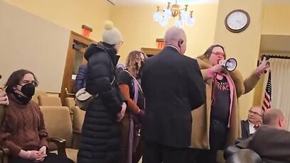 Minnesota Democrat 'sent his angry mob to the state legislature' - Dustin Grage
