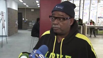 Chicago residents accuse Walgreens of racism after stores kept getting robbed