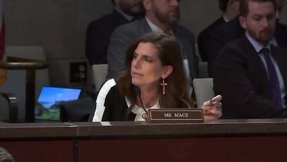 'If you want to take it outside' - Nancy Mace puts Jasmine Crockett in a dumpster