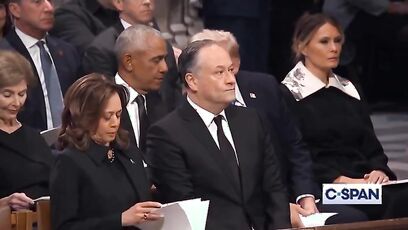 Forensic lip reader reveals what Trump told Obama, allegedly