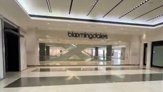 Popular San Francisco mall is now a ghost town