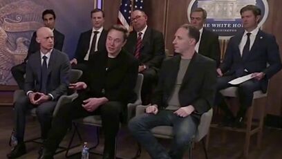 "Dumber than a sack of bricks" - Elon Musk with Peter Navarro in Public Feud
