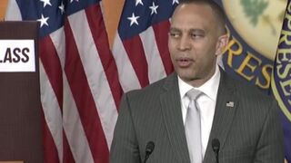 Hakeem Jeffries mocked after clueless Border comment