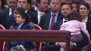 JD Vance praised for simple moment seen on video