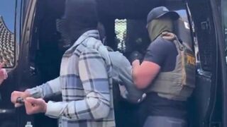 ICE arrested human trafficker, but unhinged woman kept interfering