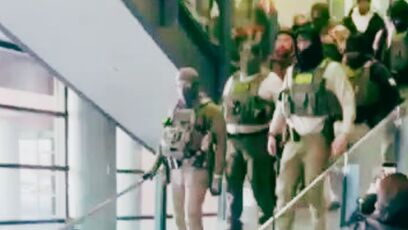 'Karen' harasses ICE agents after they bagged multiple illegals