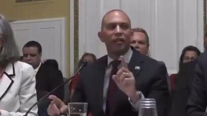 Hakeem Jeffries accused of massive lie about undocumenteds