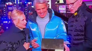 Amy is never being invited back on CNN after this