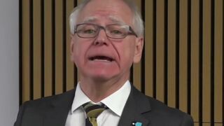 AWWWWW Tim Walz is freaking out and it's hilarious