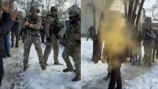 Liberal tries to steal weapon from federal agent, then FINDS OUT