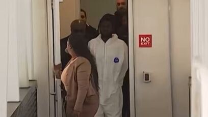 Suspect arrested for sexually assaulting college girl DOES IT AGAIN while in handcuffs