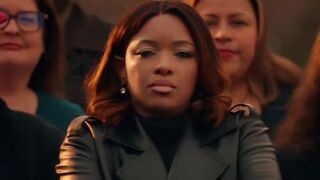 Crockett couldn't find any supporters, so she used FAKE AI PEOPLE in campaign video