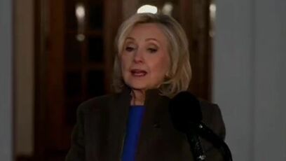 Here's Hillary getting mad and storming off!!!!