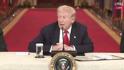 Trump to entitled reporter: "I don't even know who the guy is"